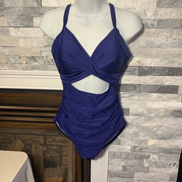 Eomenie Women’s Metallic Cut-Out One-Piece Swimsuit – Size S (New with Tags) - Picture 2 of 5